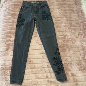 American Eagle Mom Jeans